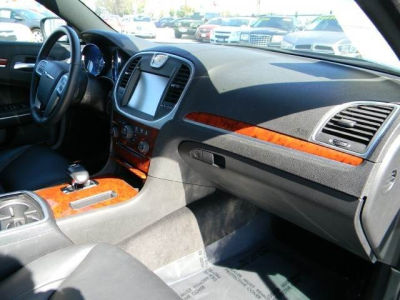 2012 Chrysler 300  Limited