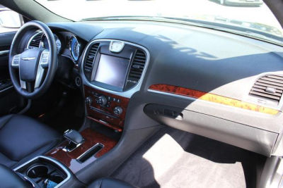 2012 Chrysler 300  Limited