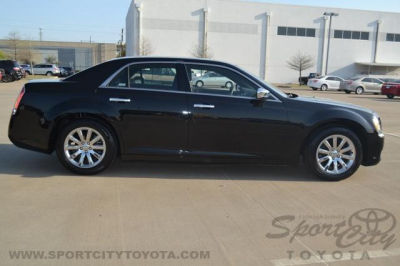 2012 Chrysler 300  Limited