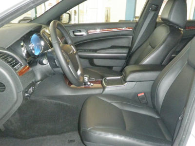 2012 Chrysler 300  Limited