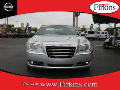 2012 Chrysler 300  Limited
