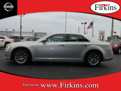 2012 Chrysler 300  Limited