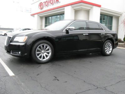 2011 Chrysler 300  Limited