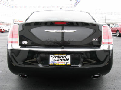 2011 Chrysler 300  Limited