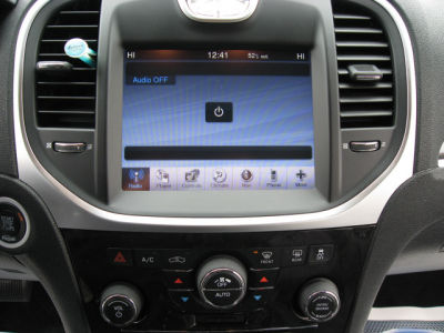 2011 Chrysler 300  Limited