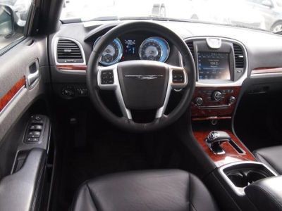 2012 Chrysler 300  Limited