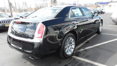 2012 Chrysler 300  Limited
