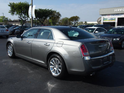 2012 Chrysler 300  Limited