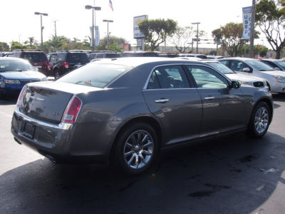 2012 Chrysler 300  Limited