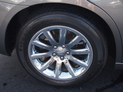 2012 Chrysler 300  Limited