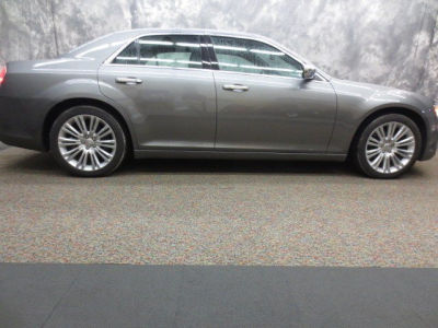 2011 Chrysler 300  Limited