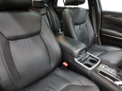 2011 Chrysler 300  Limited