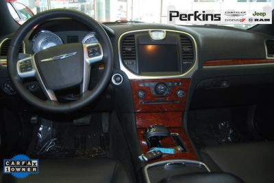 2012 Chrysler 300  Limited
