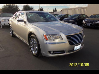 2012 Chrysler 300  Limited