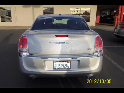 2012 Chrysler 300  Limited