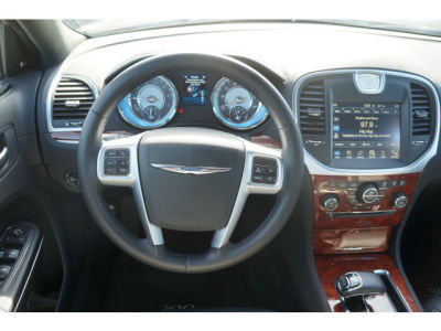 2012 Chrysler 300  Limited