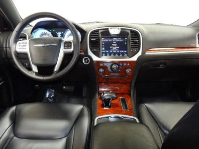 2012 Chrysler 300  Limited