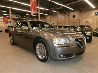 2012 Chrysler 300  Limited