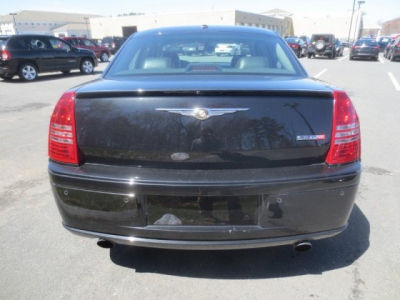 2006 Chrysler 300  C SRT8
