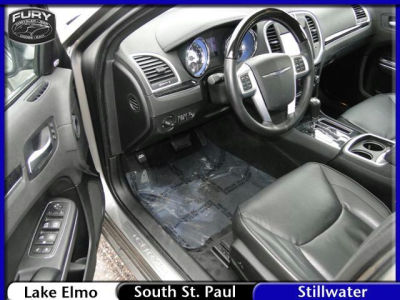 2011 Chrysler 300  Limited