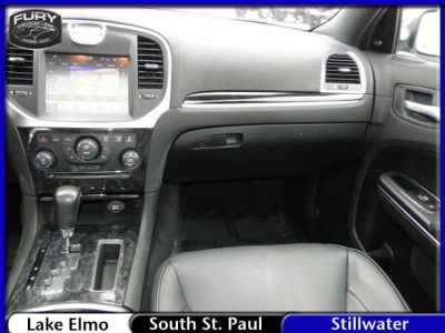 2011 Chrysler 300  Limited