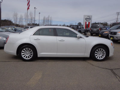 2011 Chrysler 300  Base