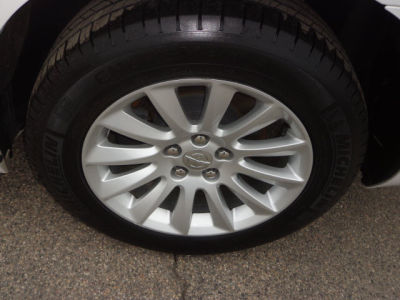 2011 Chrysler 300  Base