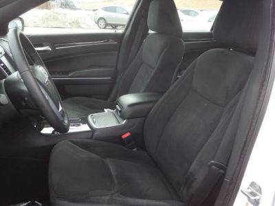 2011 Chrysler 300  Base