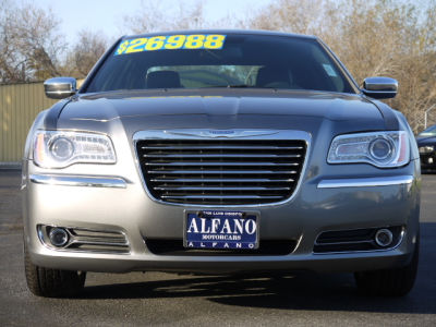 2012 Chrysler 300  Limited