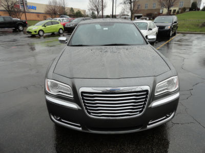 2012 Chrysler 300  Limited