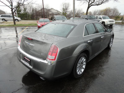 2012 Chrysler 300  Limited
