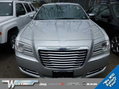 2012 Chrysler 300  Limited
