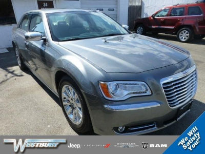 2012 Chrysler 300  Limited