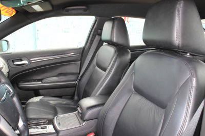 2012 Chrysler 300  Limited