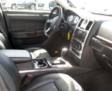 2010 Chrysler 300  Limited