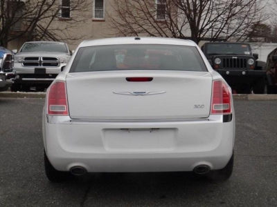 2012 Chrysler 300  Limited