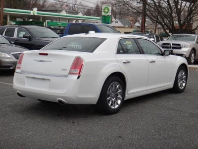 2012 Chrysler 300  Limited