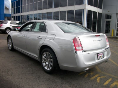 2012 Chrysler 300  Limited