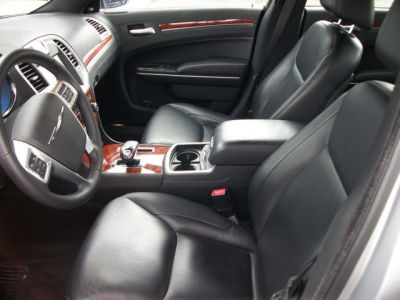 2012 Chrysler 300  Limited