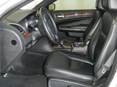 2012 Chrysler 300  Limited