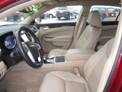 2012 Chrysler 300  Limited