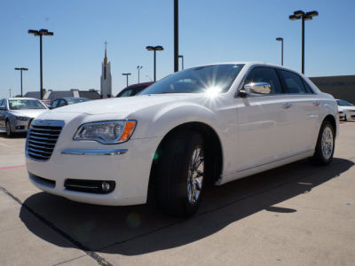 2012 Chrysler 300  Limited