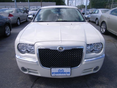 2010 Chrysler 300  Limited
