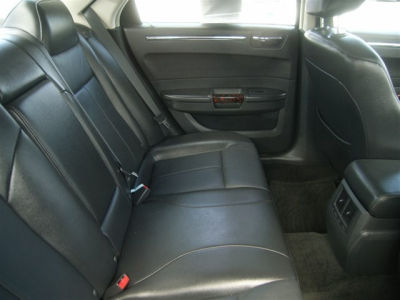 2010 Chrysler 300  Limited
