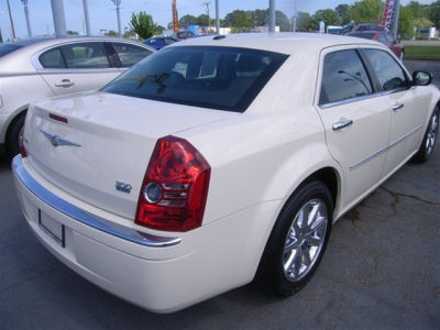 2010 Chrysler 300  Limited
