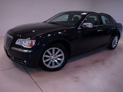 2011 Chrysler 300  Limited
