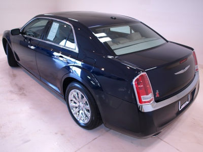 2011 Chrysler 300  Limited