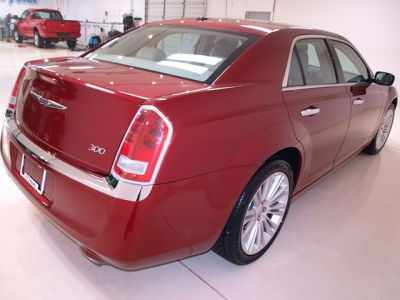 2011 Chrysler 300  Limited