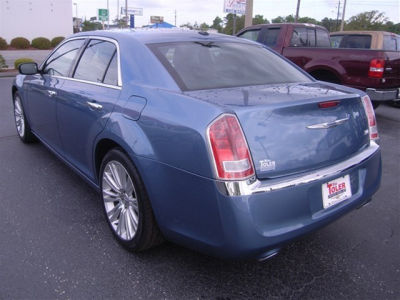 2011 Chrysler 300  Limited