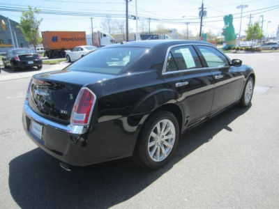 2012 Chrysler 300  Limited